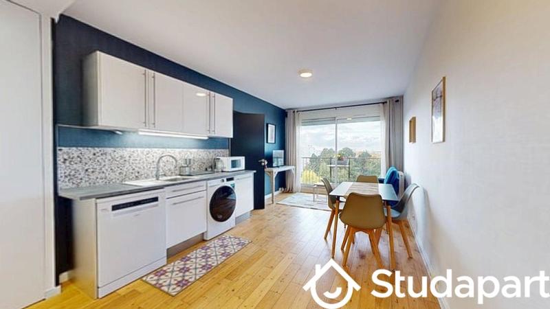 Chambre - 9 m² - 1 pièce