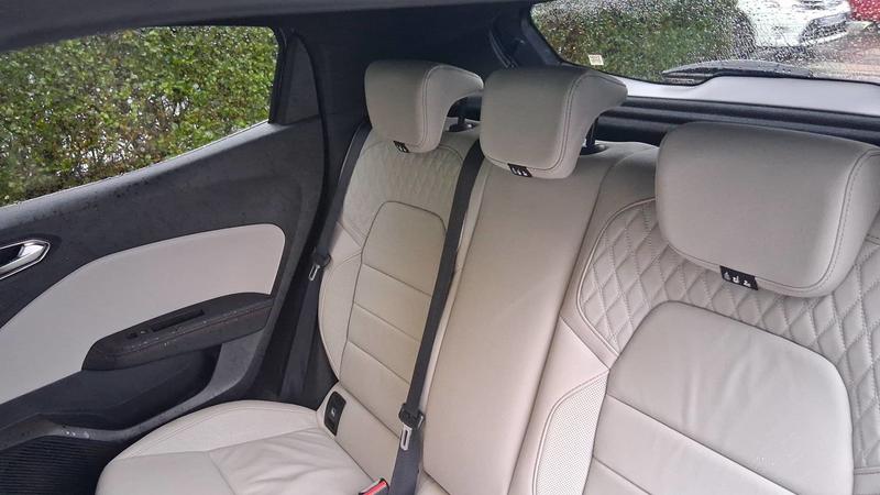 Renault Clio 1.3 TCe 140 Initiale Paris