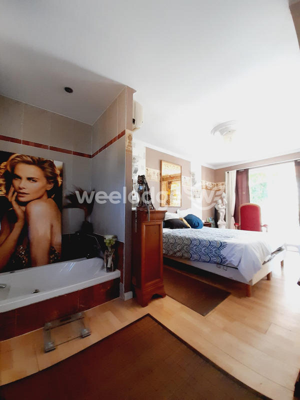 Maison - 140 m² - 4 pièces