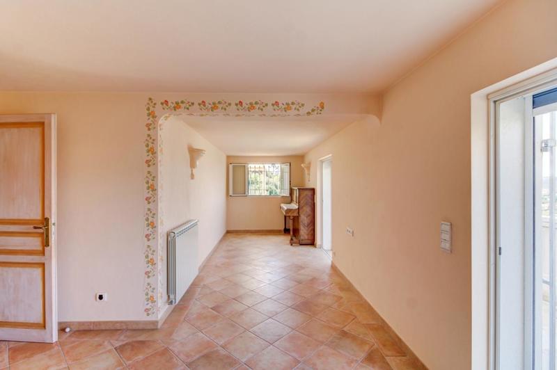 Villa - 181 m² - 6 pièces