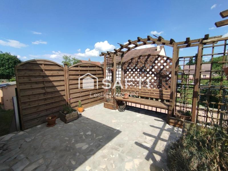 Maison - 192 m² - 9 pièces