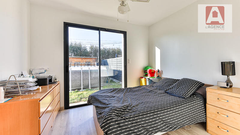 Maison - 93 m² - 4 pièces