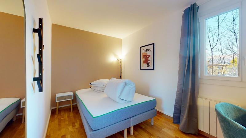 Appartement - 101 m² - 6 pièces