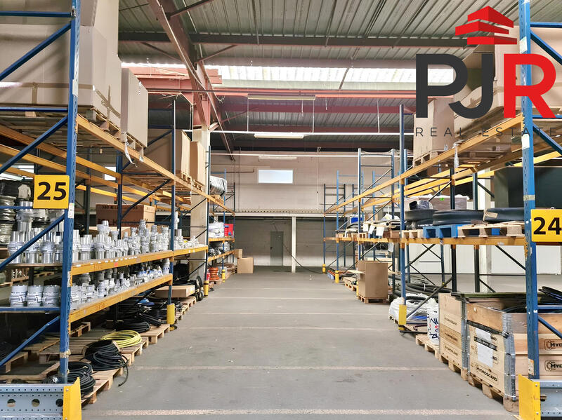 Local d'activités - 4 000 m²