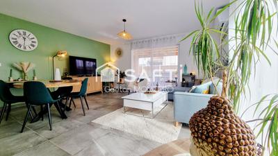 Maison - 95 m² - 4 pièces