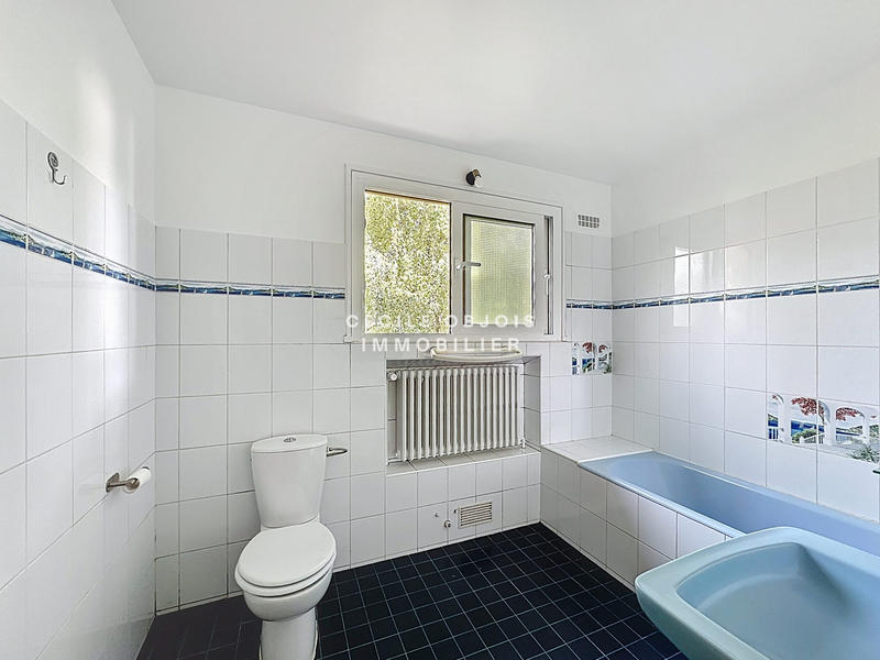 Maison - 122 m² - 6 pièces