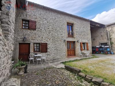 Maison de village - 99 m² - 3 pièces