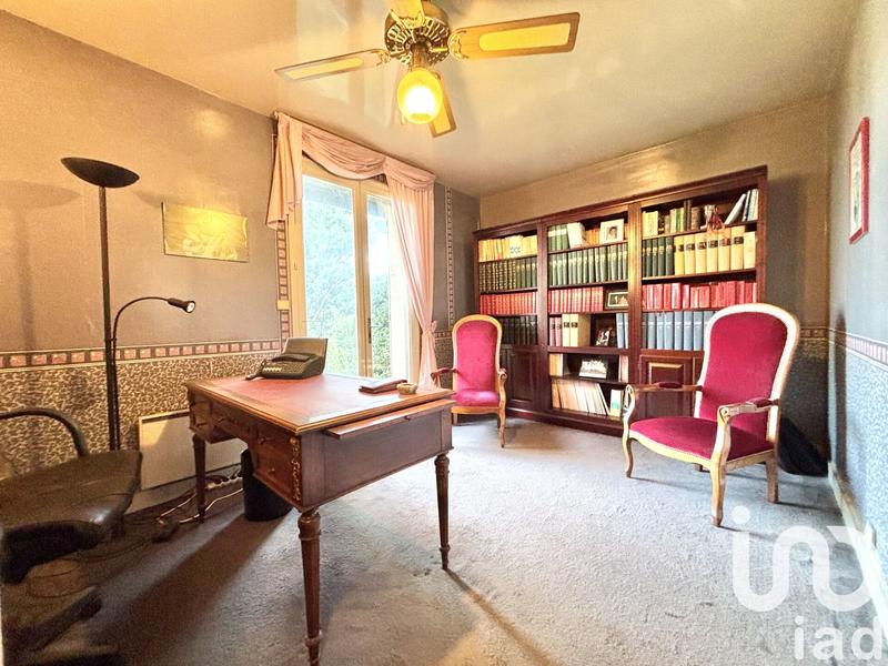 Maison - 215 m² - 8 pièces