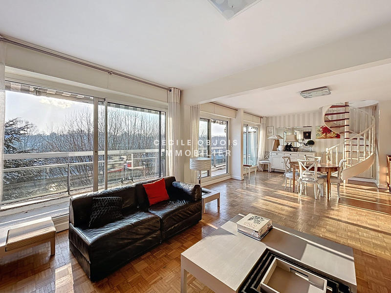 Duplex - 111 m² - 5 pièces