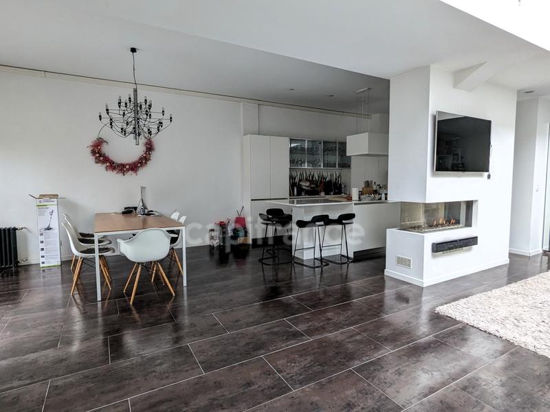 Maison bourgeoise - 394 m² - 9 pièces