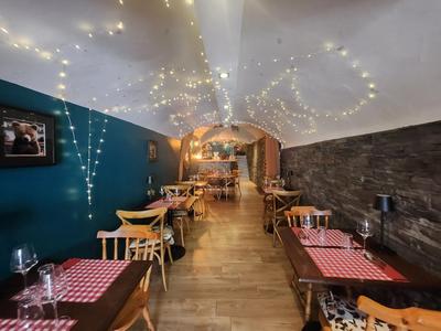 Local commercial - 114 m² - 5 pièces