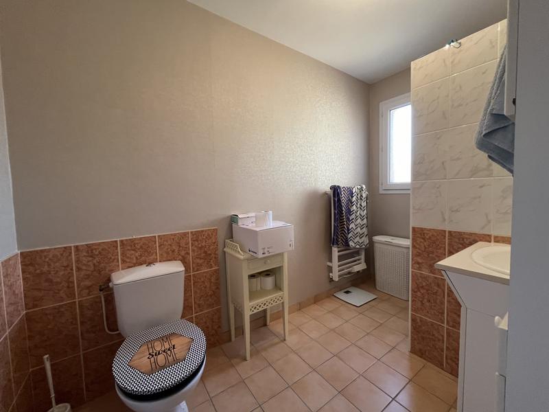 Maison traditionnelle - 170 m² - 8 pièces