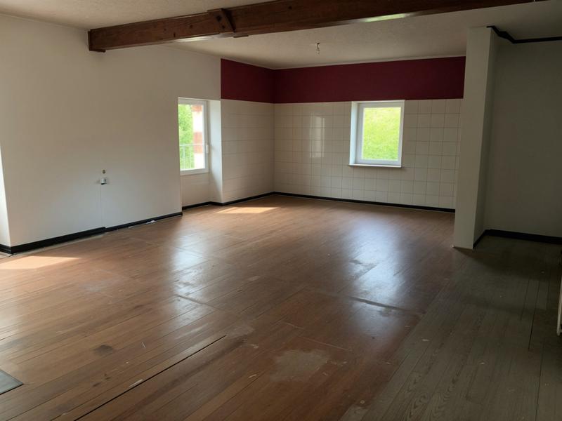 Appartement - 85 m² - 1 pièce