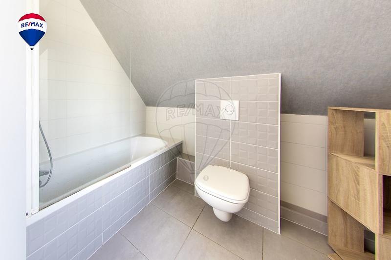 Maison - 140 m² - 4 pièces