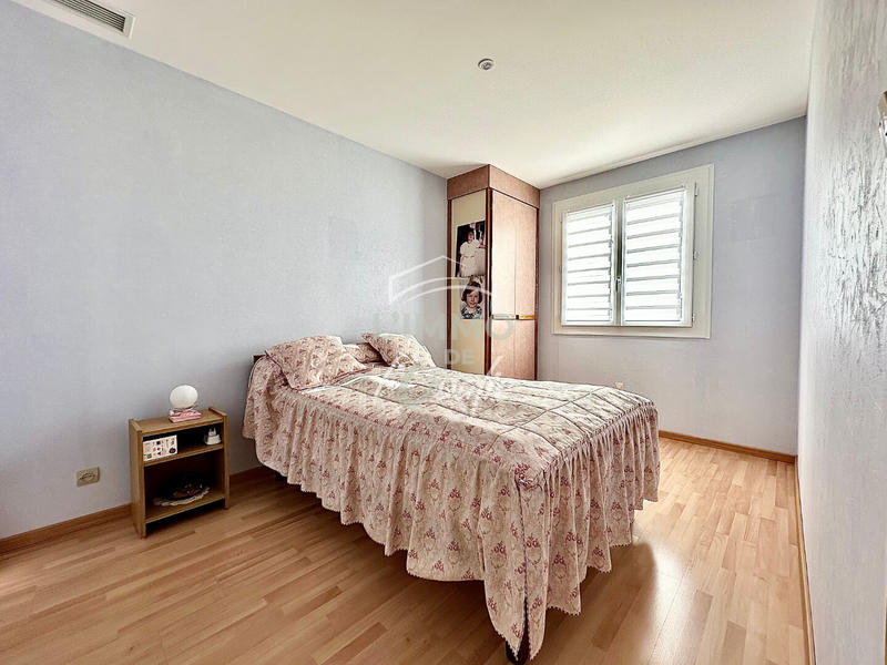 Maison - 99 m² - 5 pièces