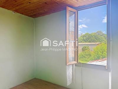 Maison - 101 m² - 5 pièces