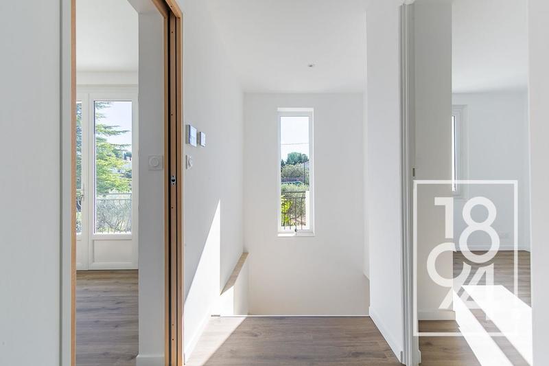 Villa - 190 m² - 6 pièces