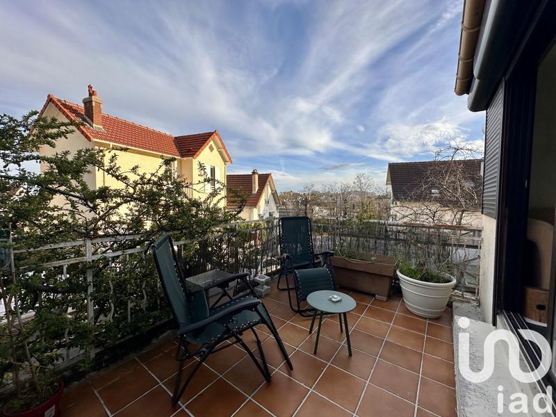 Maison - 121 m² - 6 pièces