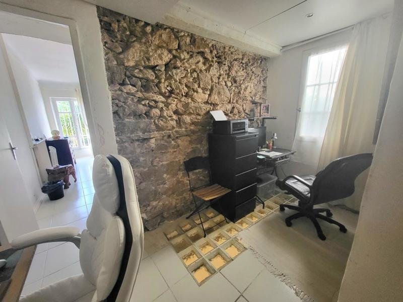 Maison - 177 m² - 6 pièces