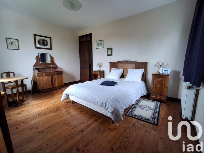 Maison de village - 385 m² - 14 pièces