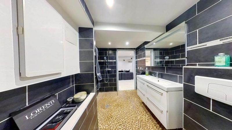 Loft - 151 m² - 5 pièces