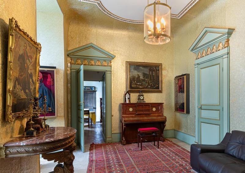 Manoir - 1 200 m² - 20 pièces