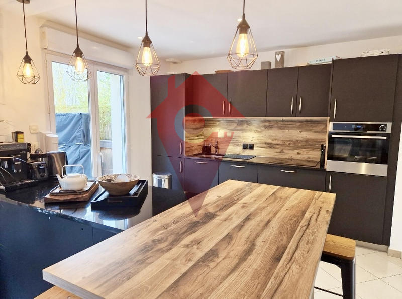 Maison - 119 m² - 6 pièces