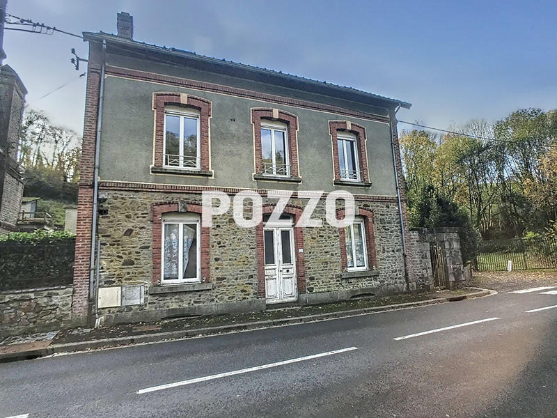 Maison - 169 m² - 8 pièces