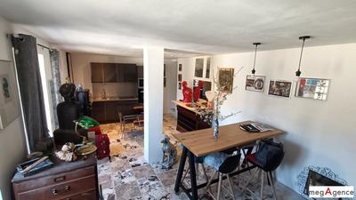 Maison de ville - 77 m² - 3 pièces