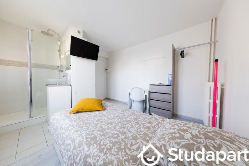 Chambre - 14 m² - 1 pièce