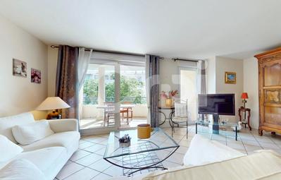 Appartement - 77 m² - 3 pièces