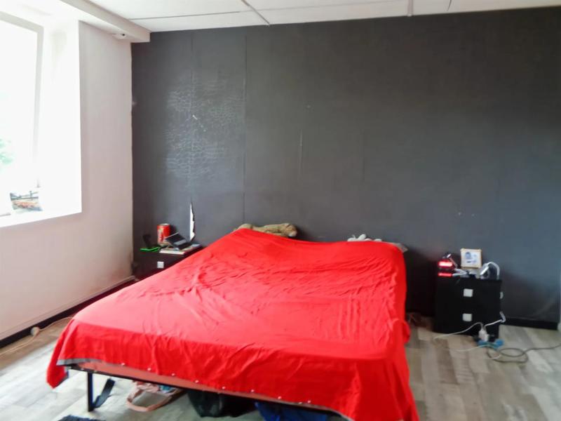 Maison - 400 m² - 15 pièces