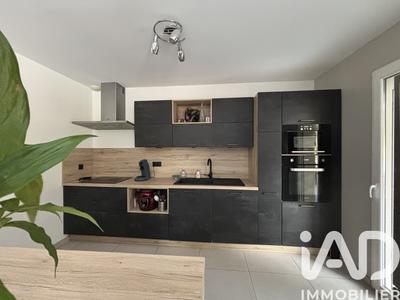 Maison - 121 m² - 5 pièces