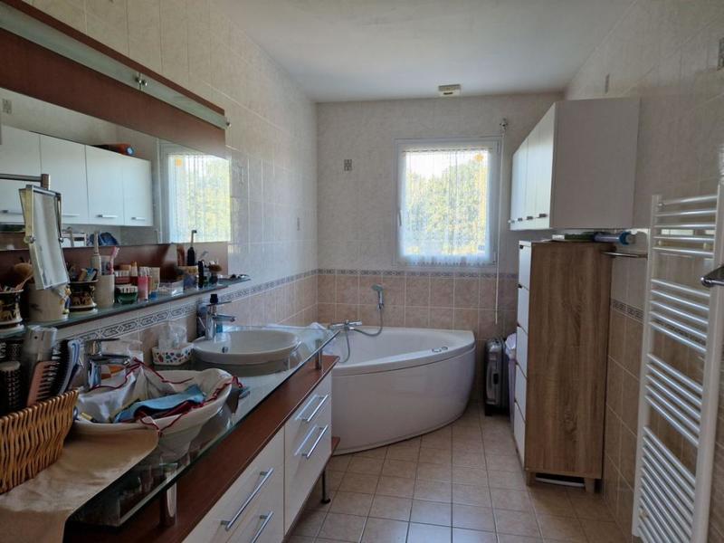 Pavillon - 158 m² - 6 pièces