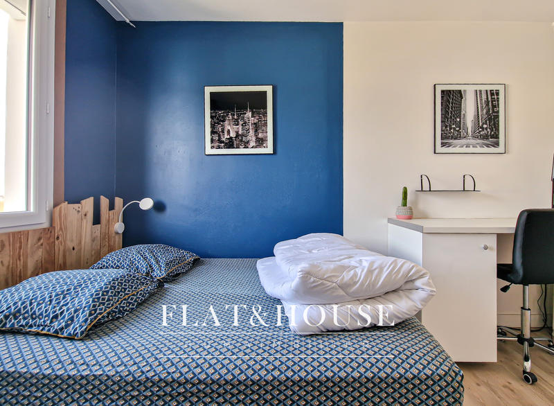 Appartement - 77 m² - 5 pièces