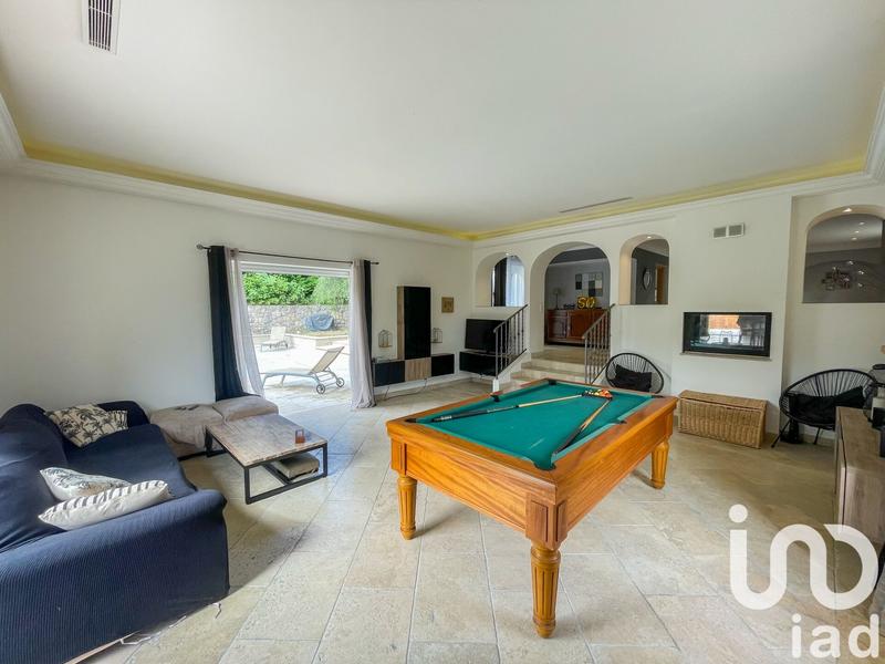 Maison - 187 m² - 5 pièces