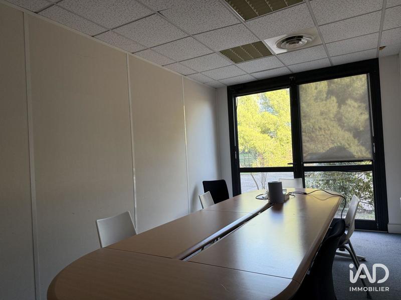 Local commercial - 210 m²