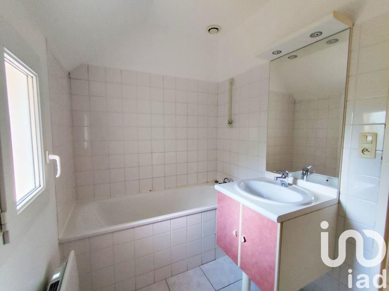 Maison - 96 m² - 5 pièces