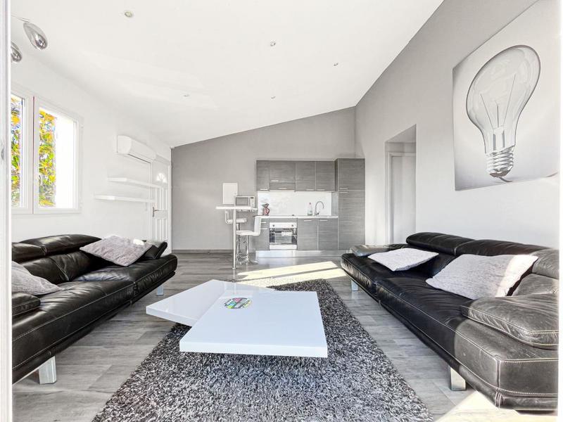 Propriété - 164 m² - 7 pièces