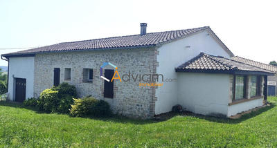 Maison - 147 m² - 8 pièces