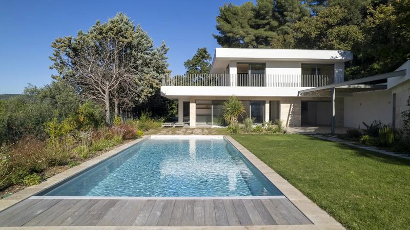 Villa - 219 m² - 8 pièces