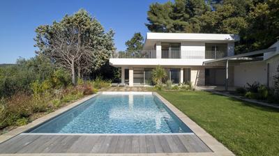 Villa - 219 m² - 8 pièces