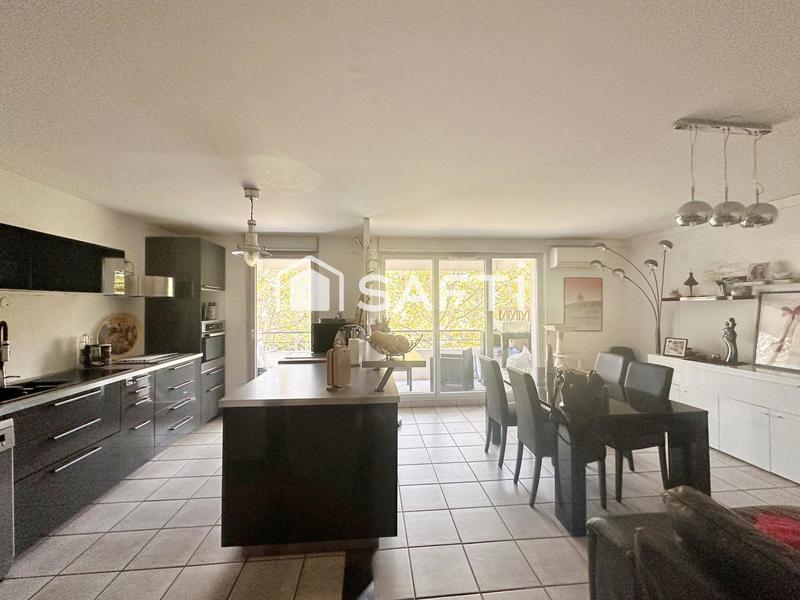 Appartement - 96 m² - 4 pièces