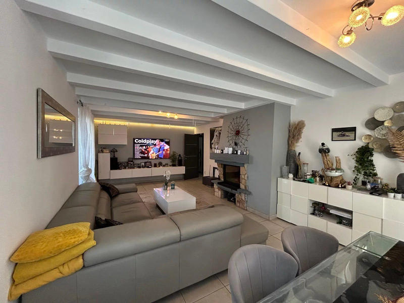 Maison - 129 m² - 6 pièces