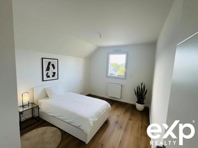 Maison - 96 m² - 5 pièces