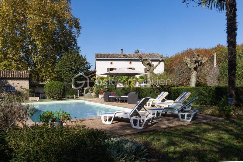 Maison ancienne - 213 m² - 7 pièces