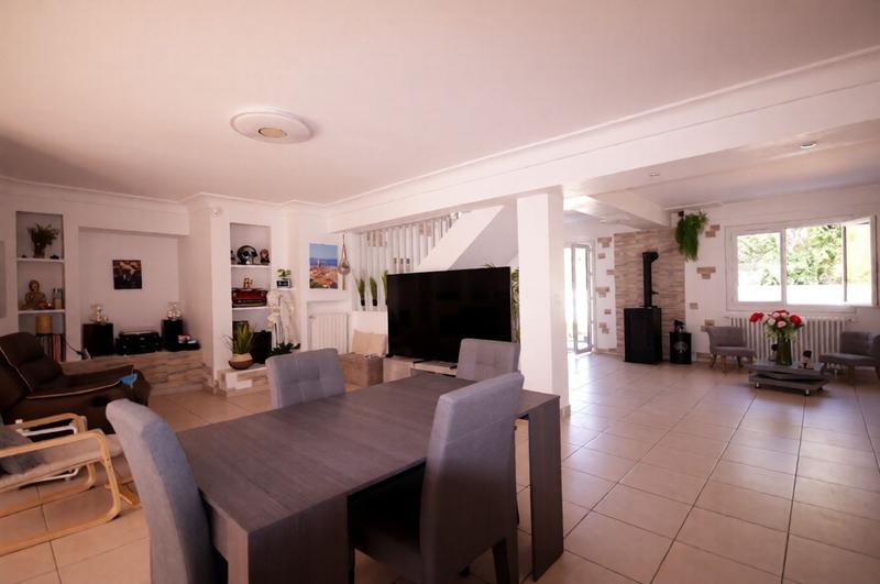 Villa - 278 m² - 7 pièces