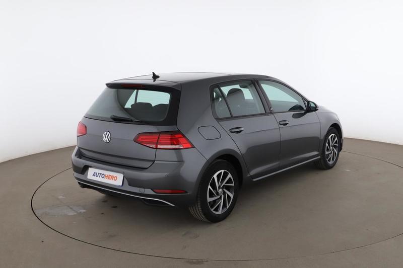 Volkswagen Golf VII 2.0 Tdi BlueMotion Tech Sound Bv6 5p 150 ch