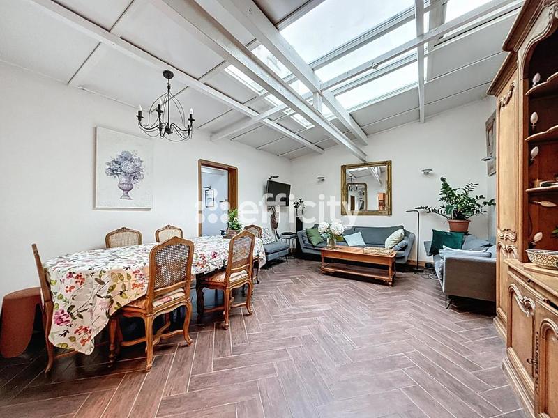 Maison - 160 m² - 6 pièces