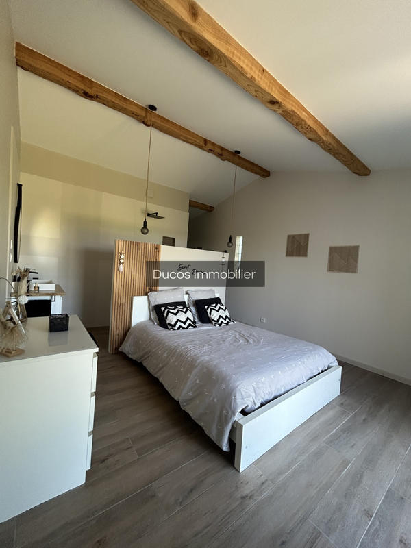 Maison - 180 m² - 5 pièces